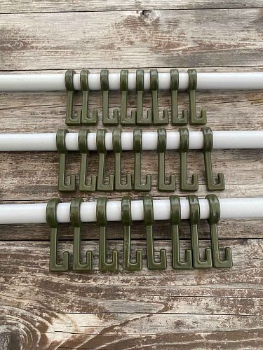 Крючок на трубку для шпажек